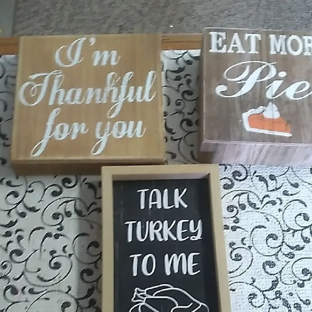 Thanksgiving Themed Decorative Signs